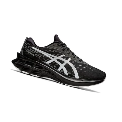 Tenis Para Correr Asics NOVABLAST 2 Hombre Negros | 1093578-HE